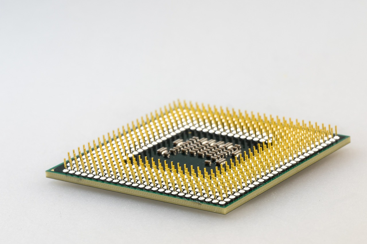 Intel Corporation (INTC): I Don't Know If The Balance Sheet Is Sustainable, Says Jim Cramer