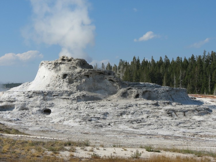 13 Biggest Geysers in the World Insider Monkey