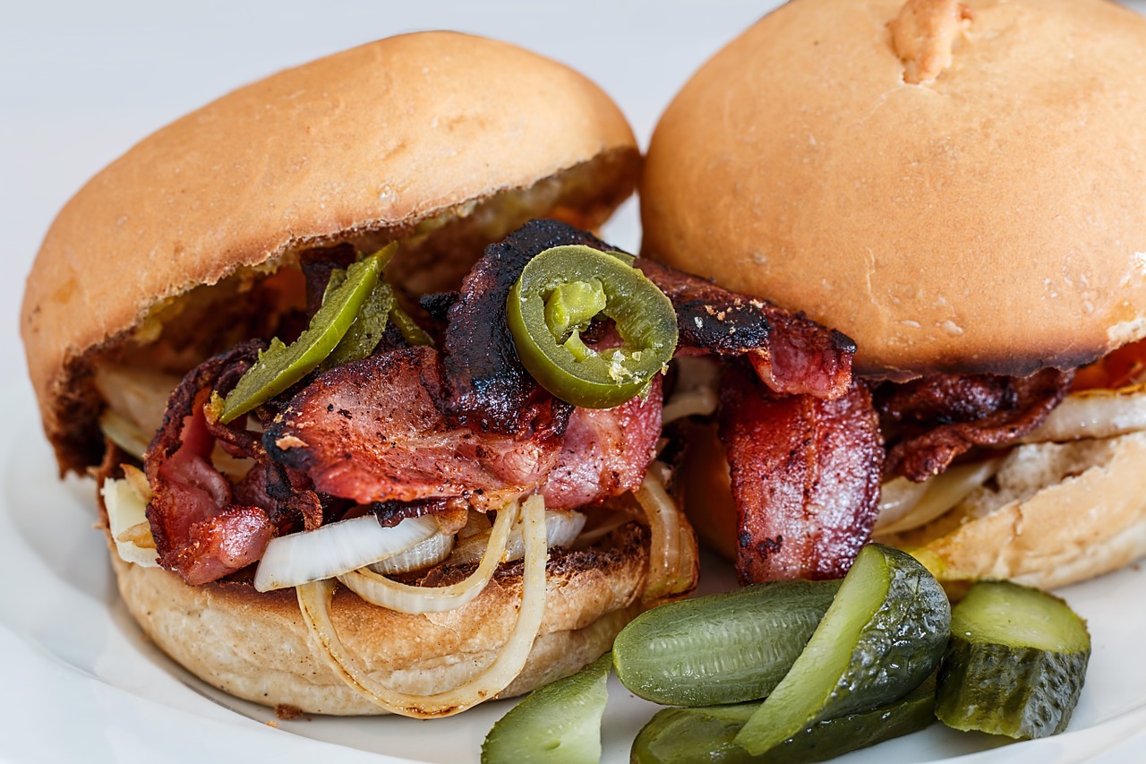 Shake Shack Inc. (SHAK) Is An Excellent Firm Struggling With Beef Prices, Says Jim Cramer