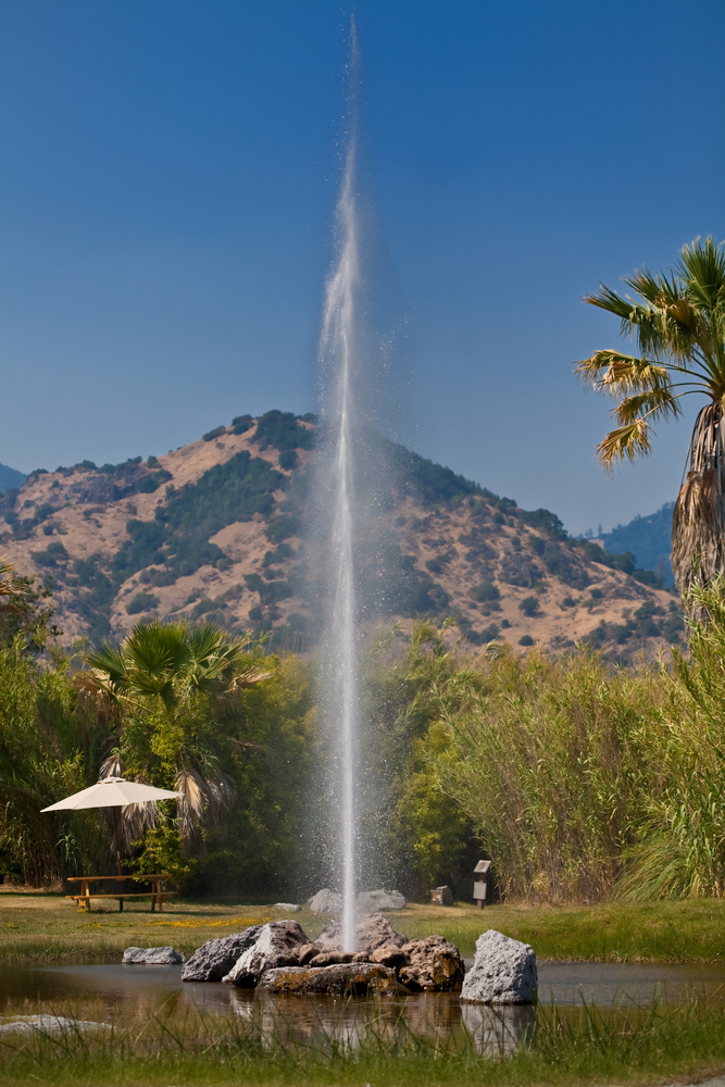 13 Biggest Geysers in the World Insider Monkey