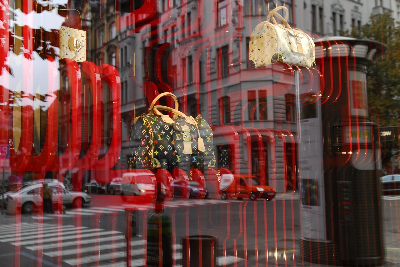 6 Biggest Gucci Stores In the World Insider Monkey