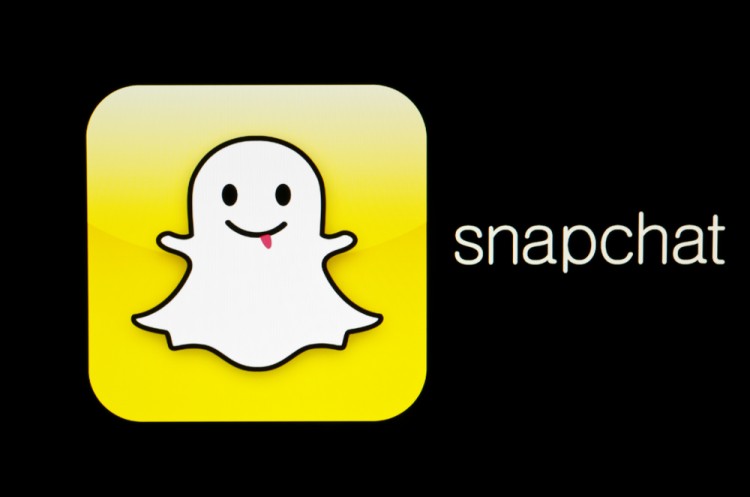50 Best People To Follow on Snapchat and Their User Names