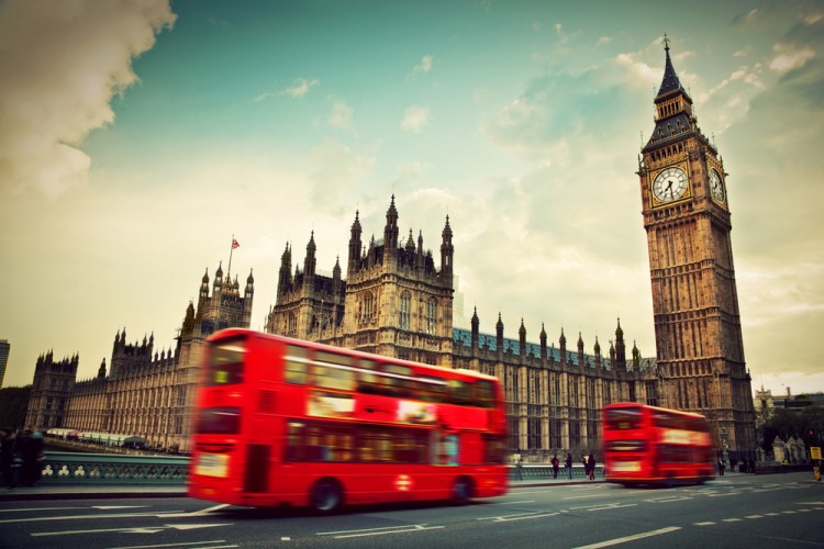 10 Countries Offering Citizenship To Indians