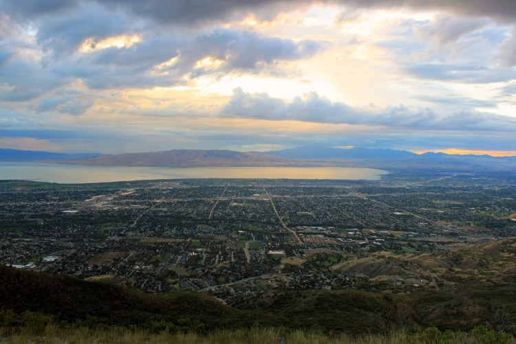 Safest Fastest Growing Cities in America with High Paying Jobs
