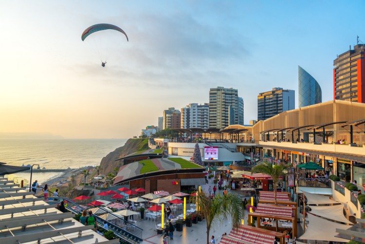 peru, lima, larcomar, mall, coast, america, para, white, travel, view, business, paragliding, urban, south, skyline, restaurant, light, evening, people, pacific, tourist, modern,