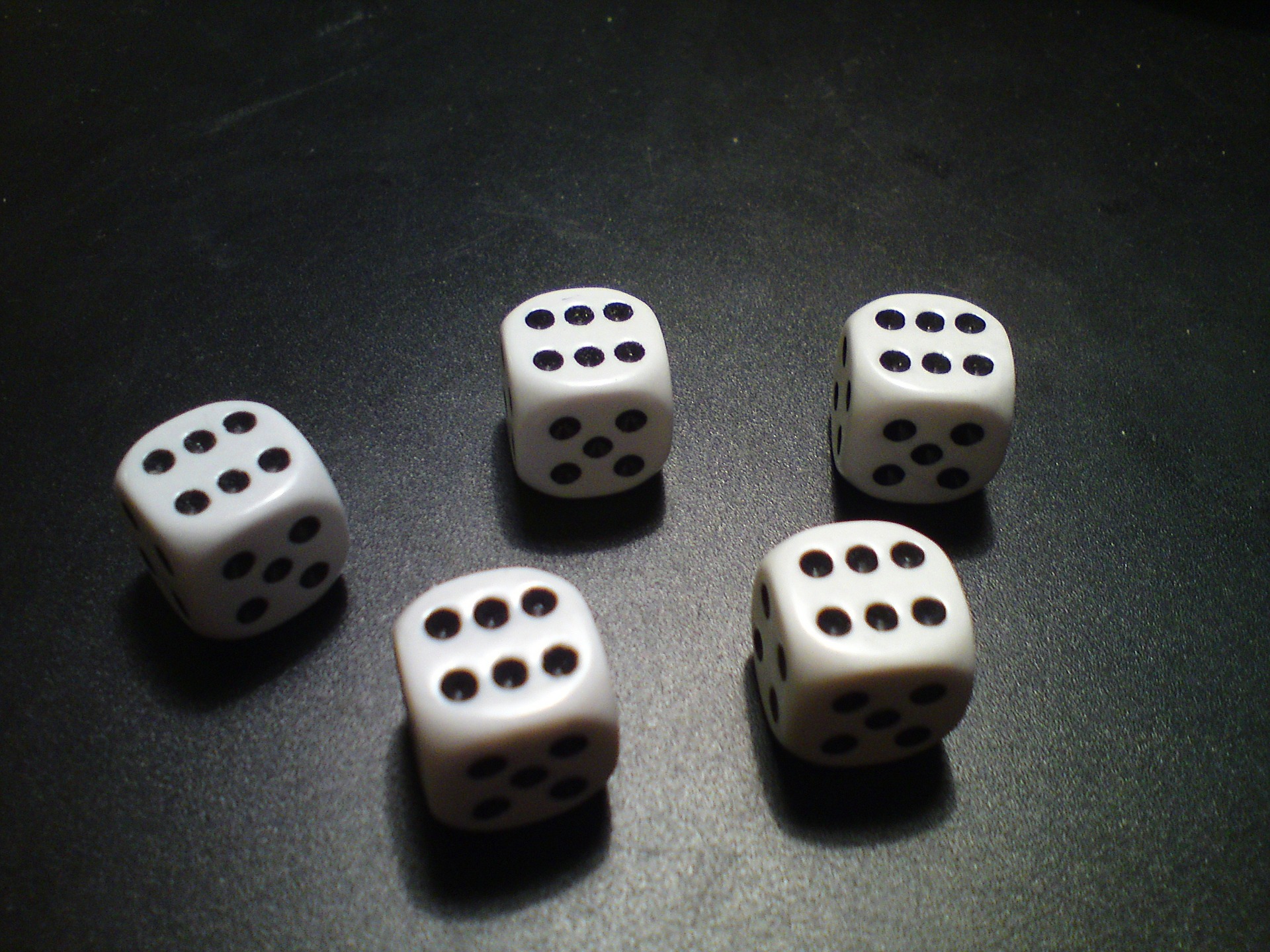11 Easiest Dice Games for Kids, Families, and Seniors Insider Monkey