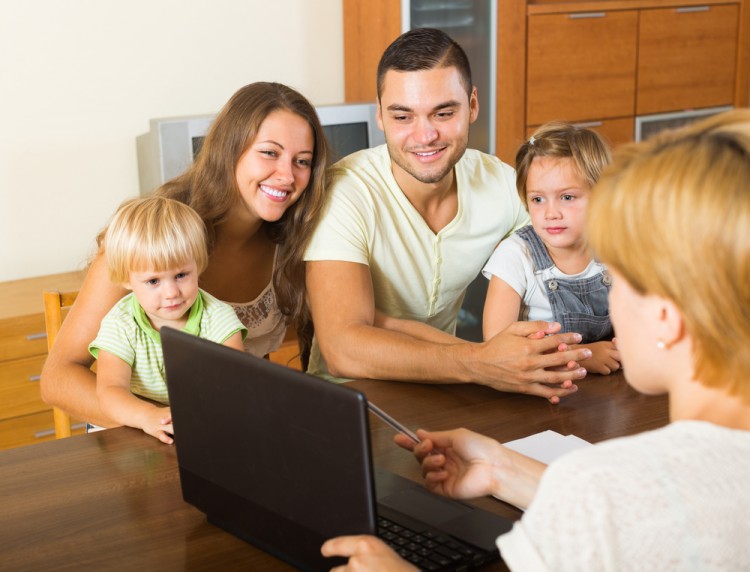 social, worker, fixer, laptop, coverage, secure, apartment, homeowner, poll, european, contract, male, insurance, 30s, kids, spouses, assistant, father, female, consultation,