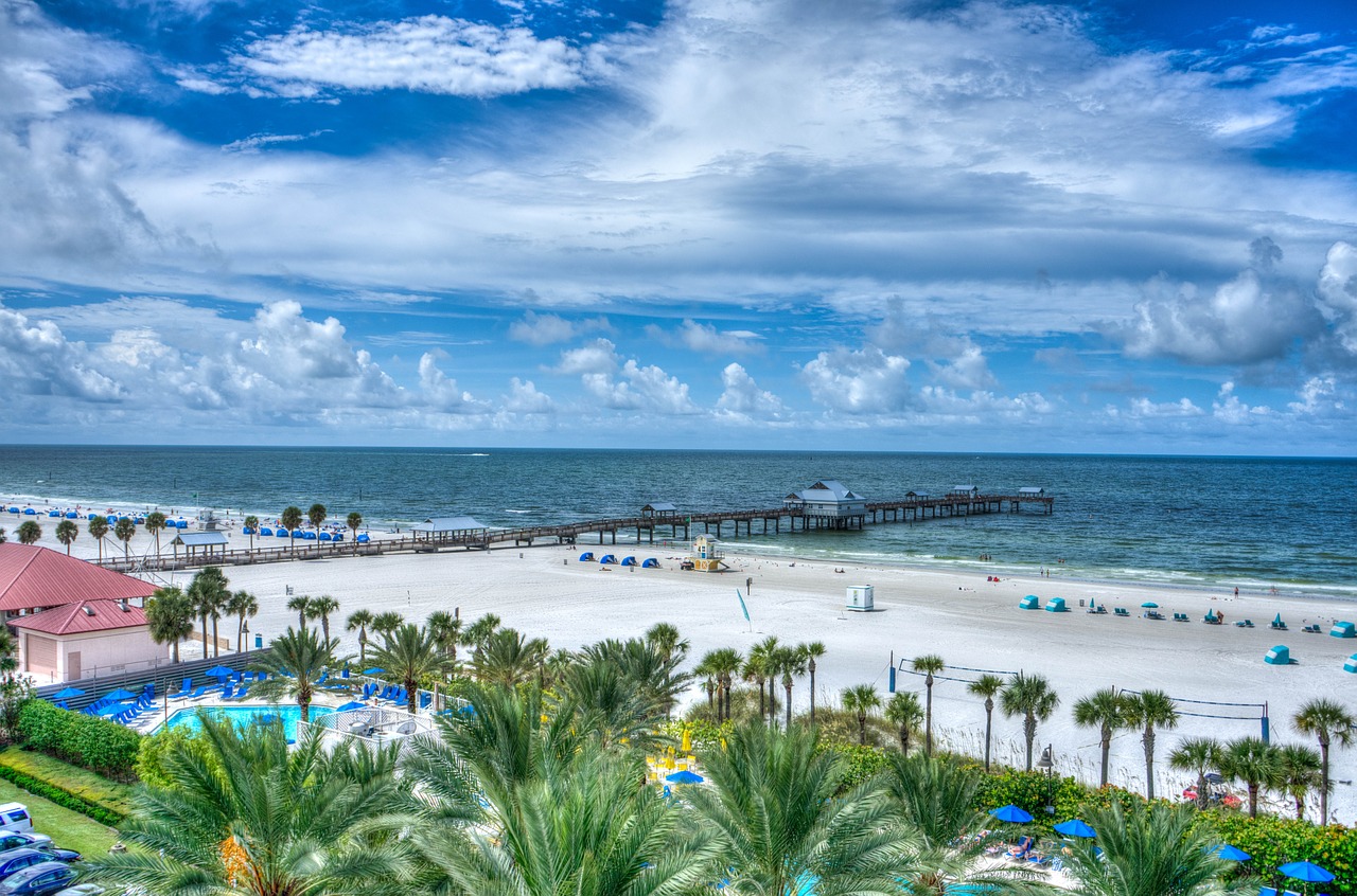 Includes 4 queen sized beds, and 1 king sized bed in the master suite. 10 Best Places to Retire in Florida Gulf Coast Insider Monkey