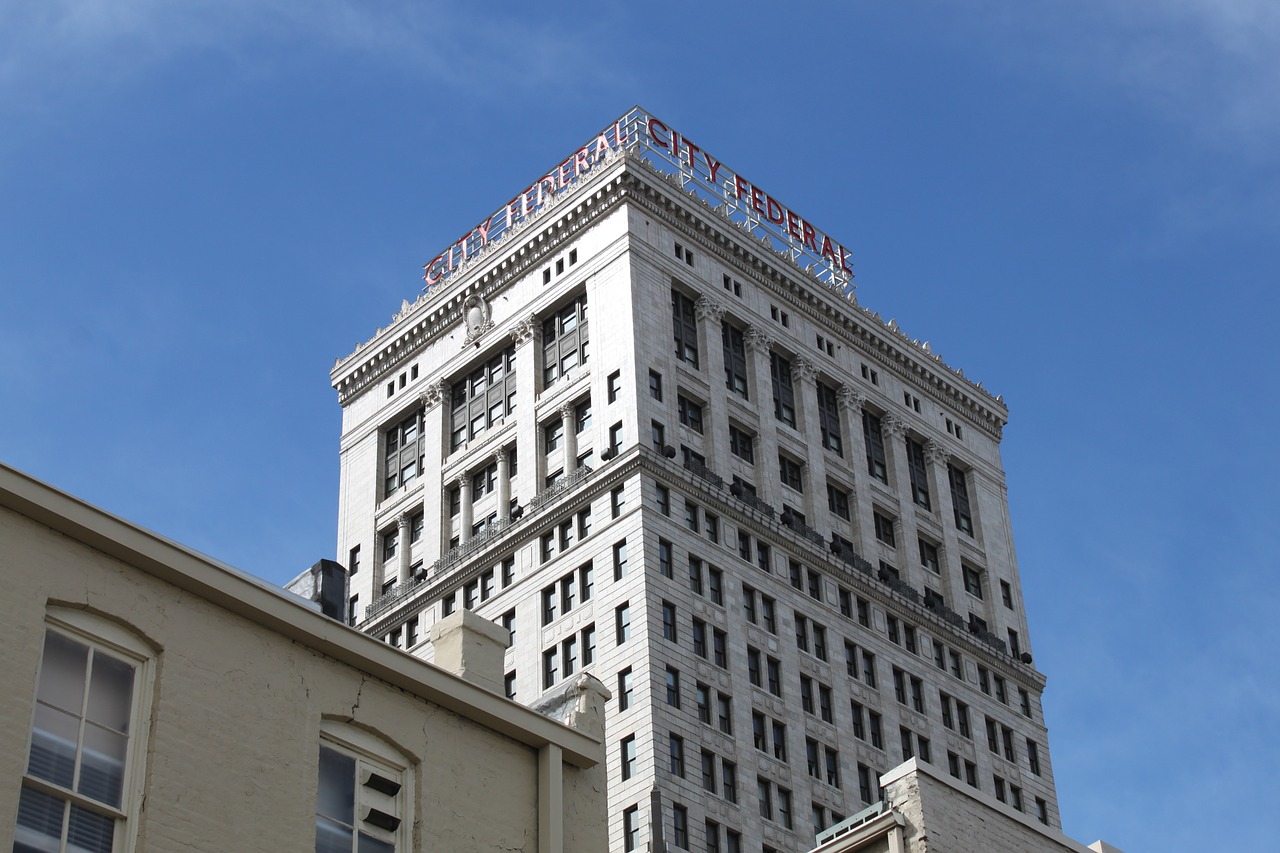 KeyBanc Initiates Coverage of Sterling Infrastructure (STRL) with Overweight