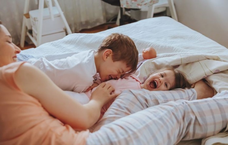 Easiest Age Gap Between Babies: 5 Research Studies