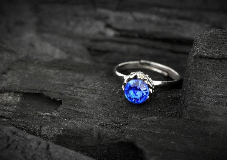 20 Antique Engagement Rings To Buy From Etsy