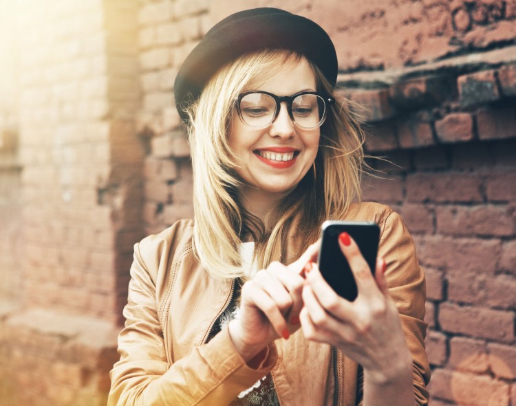 16 Apps For Meeting Cool People and Making Friends Near Me