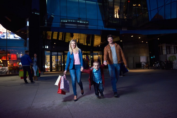 10 Best Cities for Bargain Shopping in USA