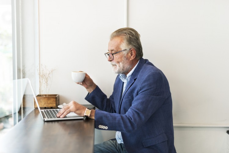 12 Fun High Paying Part-Time Jobs For Early Retirees