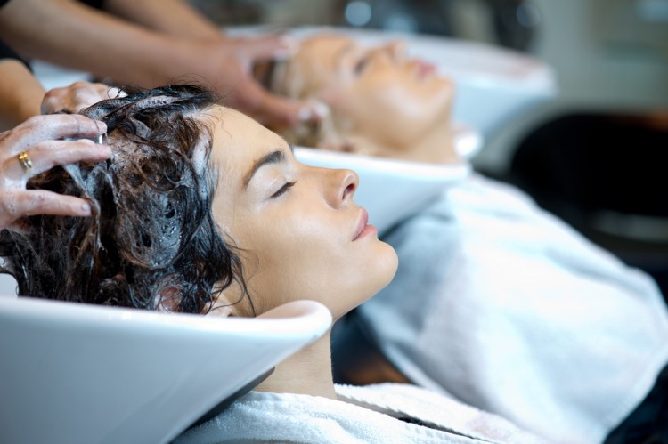 13 Best Sulfate Free Shampoo Brands For Color Treated Hair