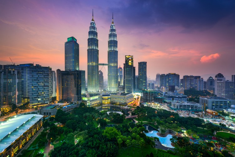 10 Countries Offering Citizenship To Indians
