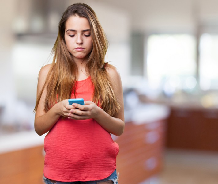 12 Ways to Tell if Someone is Lying Over The Phone or Text
