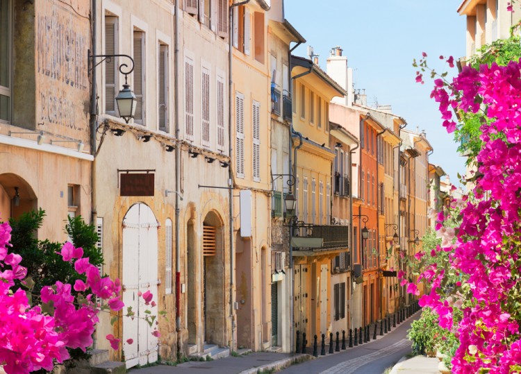 15 Best Countries for Americans to Move to Start Over with no Money