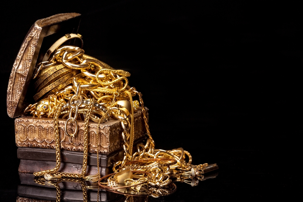 Signet Jewelers Limited (SIG): I Was "Impressed," Says Jim Cramer