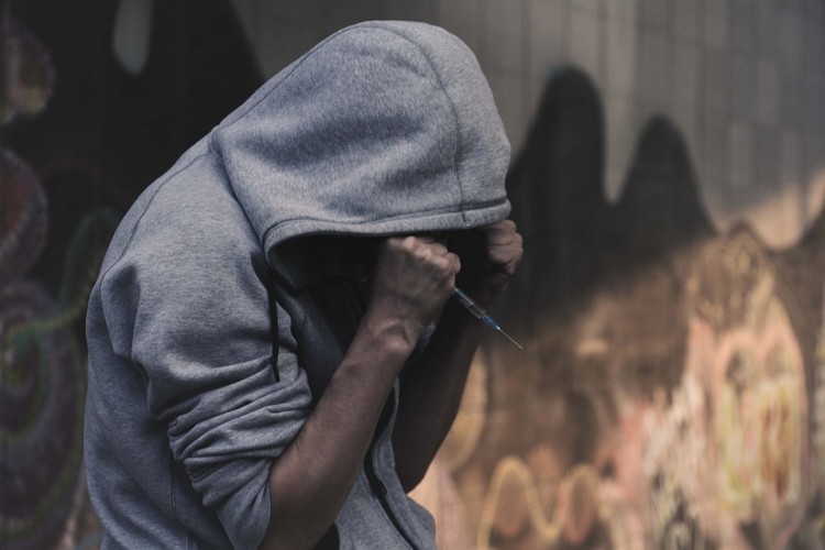 Top 20 Most Addicted, Drug Infested Cities in America in 2017