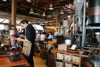 10 Easiest Fast Food Jobs to Get in America