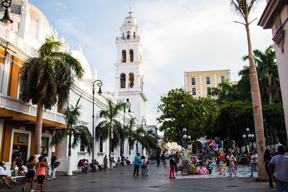 15 Best Places to Retire in Mexico on a Budget of $2000 a Month - Vimarsana News
