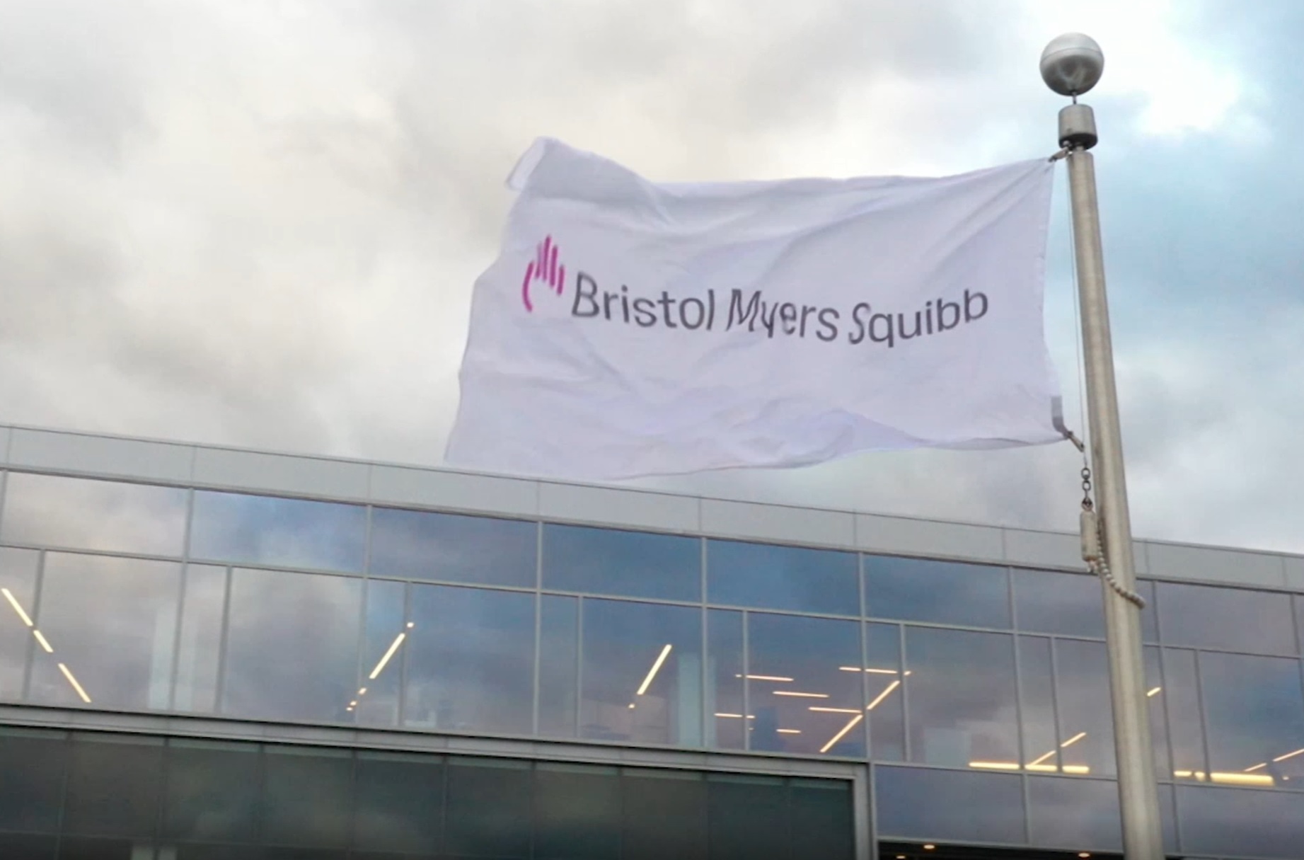 Jim Cramer on Bristol-Myers: "Never Seen it This Cheap"