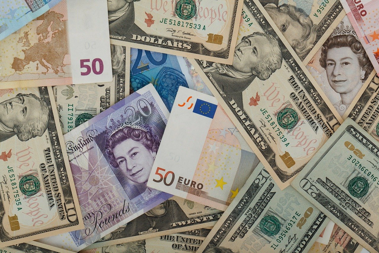 The Future Of Mobile Trading Influencing And Empowering The Foreign Exchange Market - Vimarsana News
