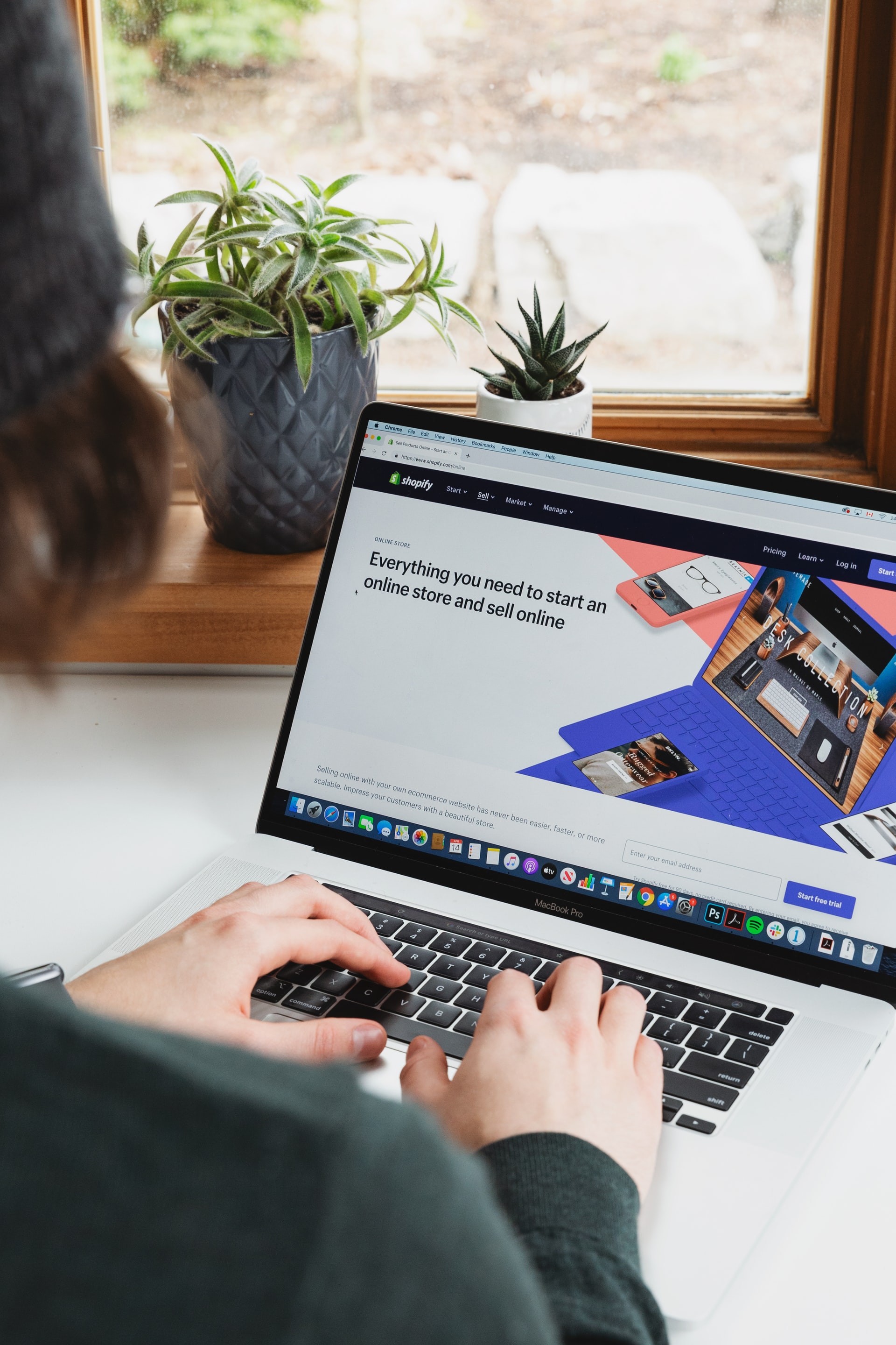 Shopify’s (SHOP) Growth Driven by Enterprise, International, and In-Store Markets, Says UBS