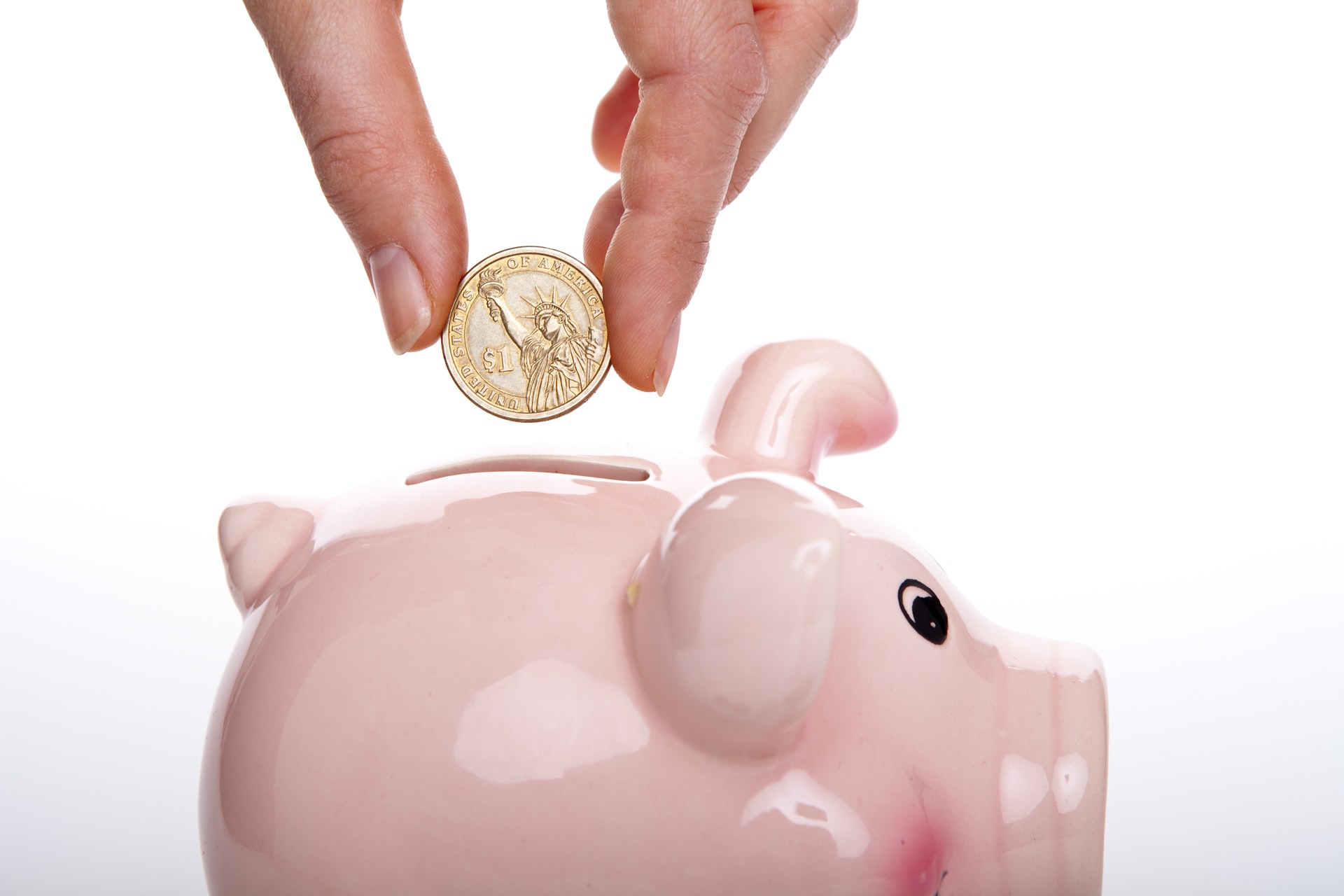 Should You Sell Truist Financial Corporation (TFC)? - Vimarsana News