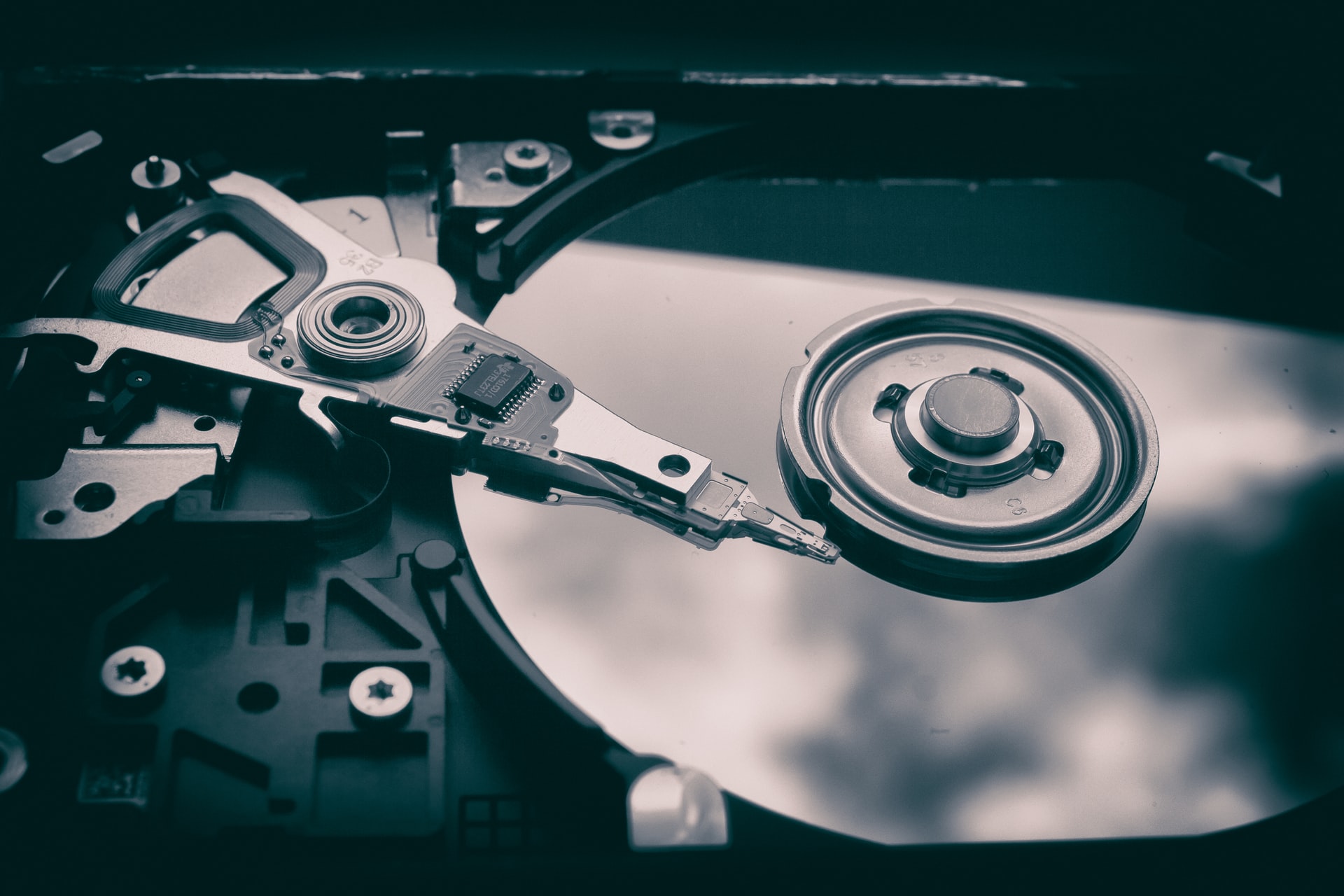 Seagate (STX) Reports Impressive June Quarter With Nearline Drive Demand Driving 36% Revenue Growth