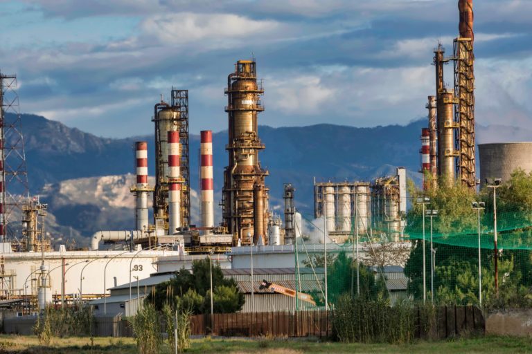10 Best Gas Stocks To Buy Now