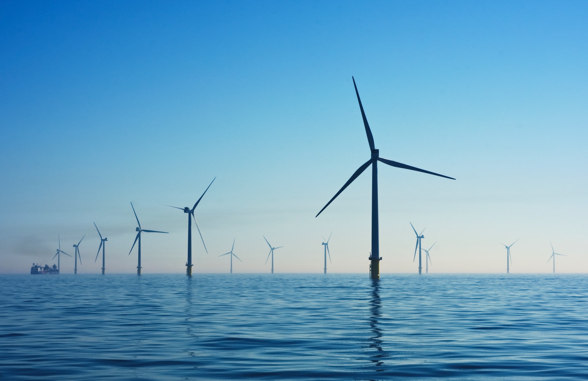 10 Alternative Energy Stocks to Buy Amid Energy Crisis in Europe - Vimarsana News