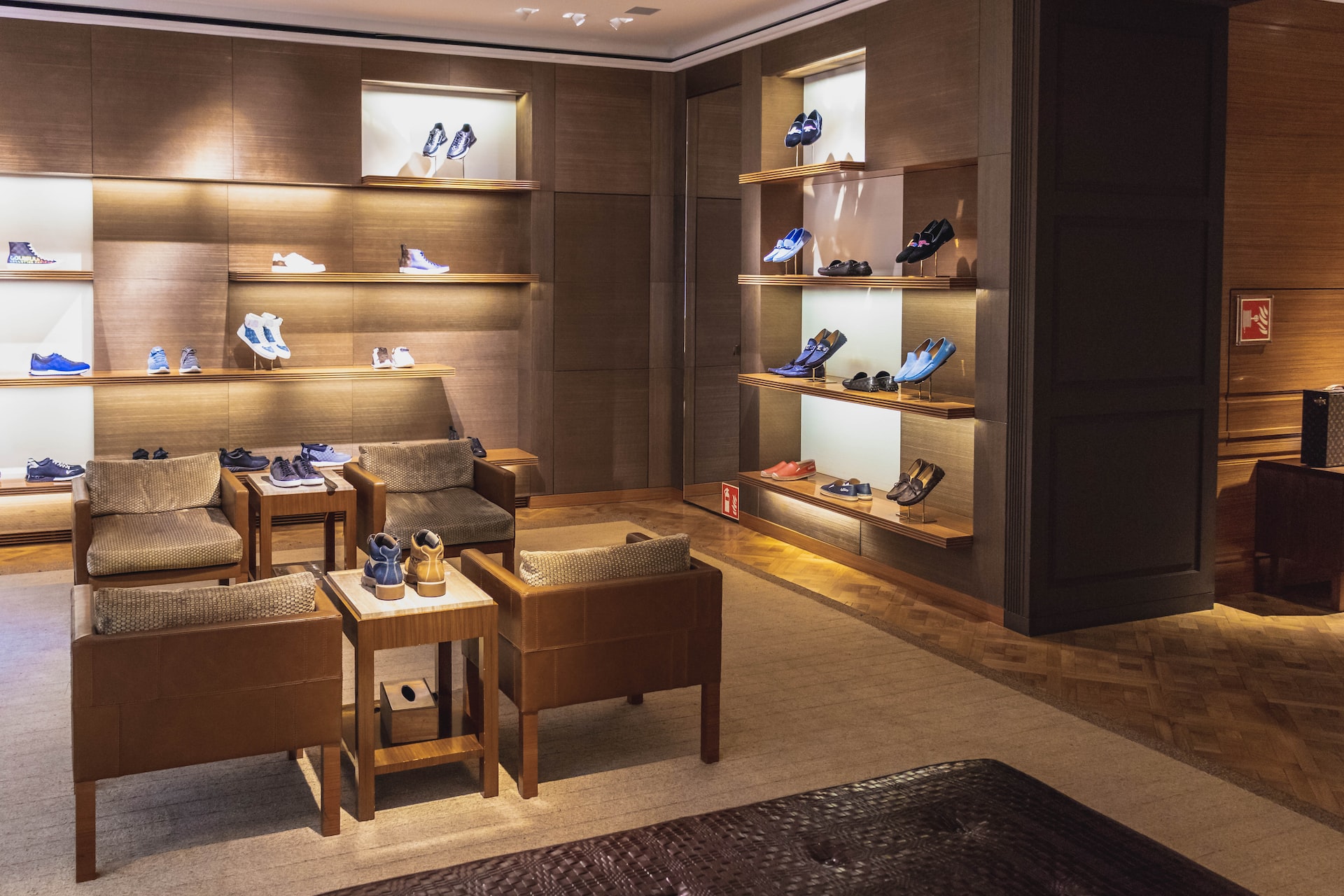 10 World-Class Shoe Stocks to Buy Now - Insider Monkey - Vimarsana News