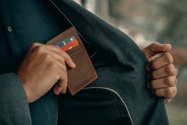 Upstart (UPST) Slashes 7.7% on $500-Million Fundraising Program
