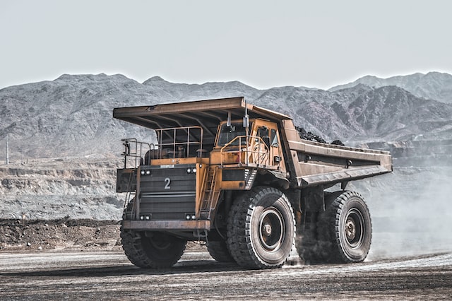 Caterpillar Inc. (NYSE:CAT) Q4 2022 Earnings Call Transcript - Vimarsana News