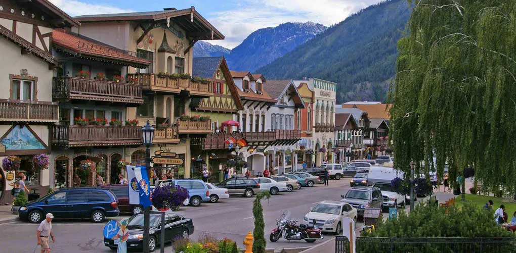 25 Most Popular Small Towns to Live in the US - Vimarsana News