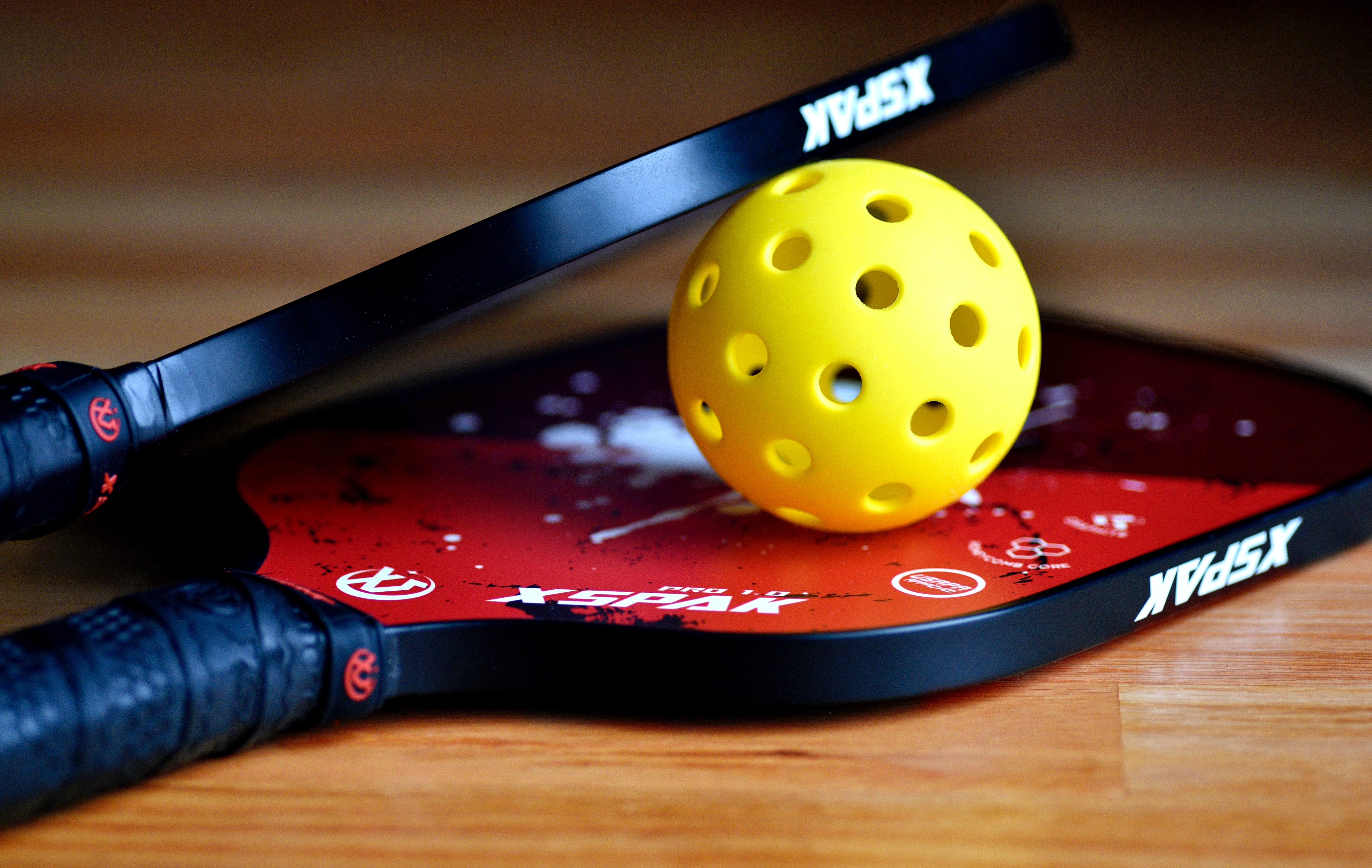 16 Best Pickleball Paddles Under $50 - Insider Monkey - Vimarsana News