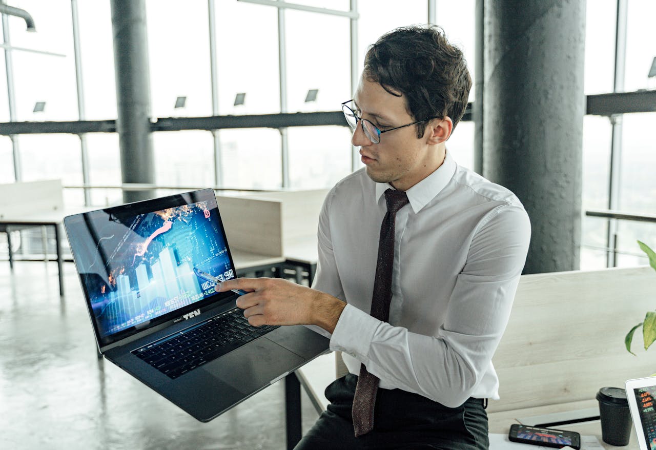 Snowflake (SNOW) Valued Among Top Infrastructure Software Picks