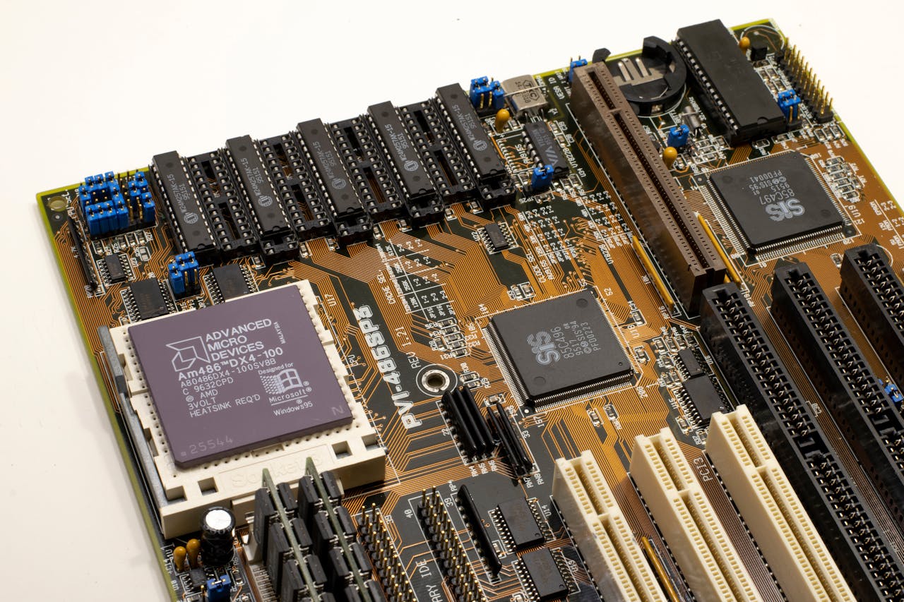 Advanced Micro Devices Inc. (AMD) Partners with IBM to Advance Quantum Computing Technology