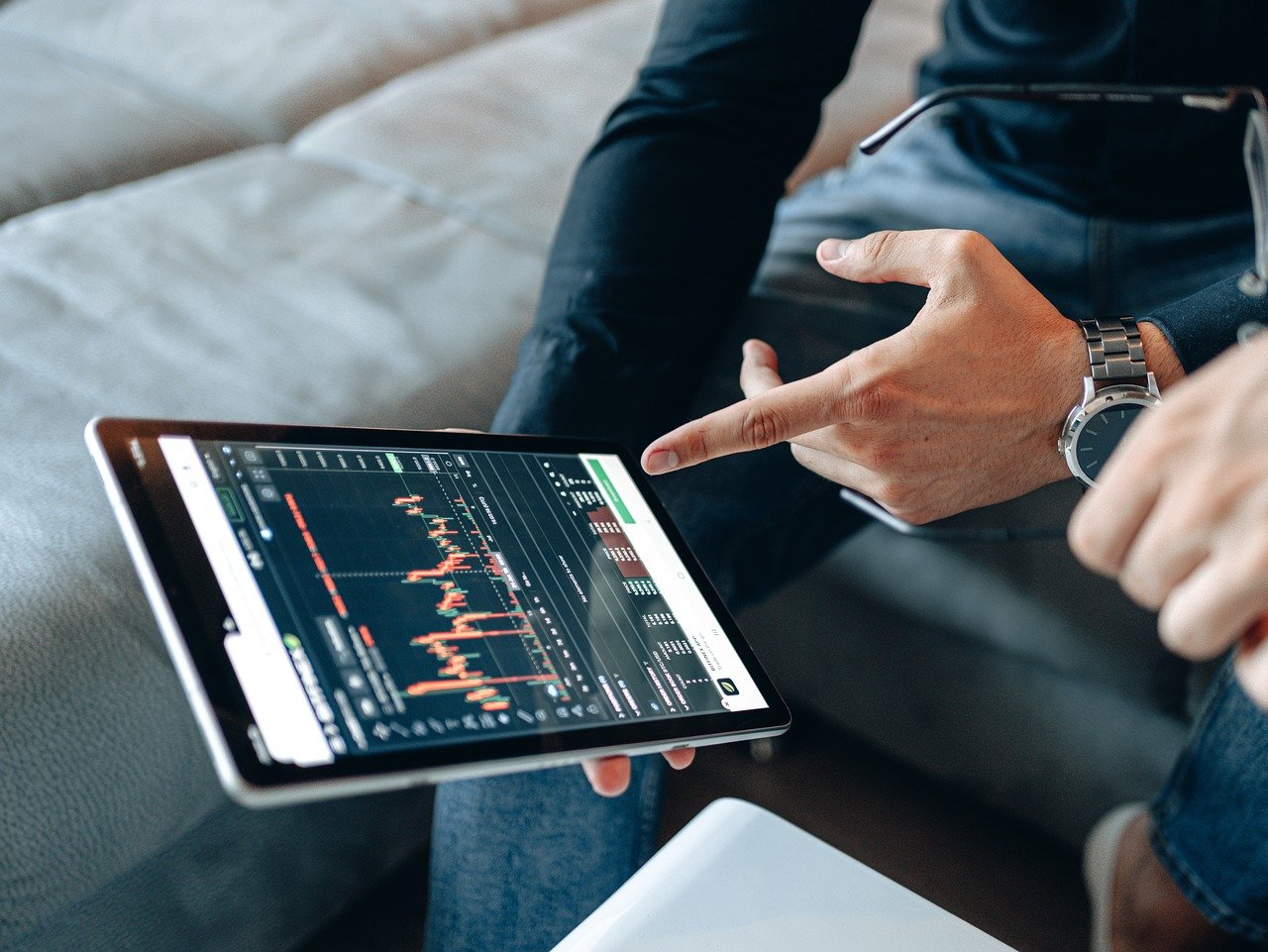 Can Akamai (AKAM) Regain Growth and Investor Confidence with New Offerings?