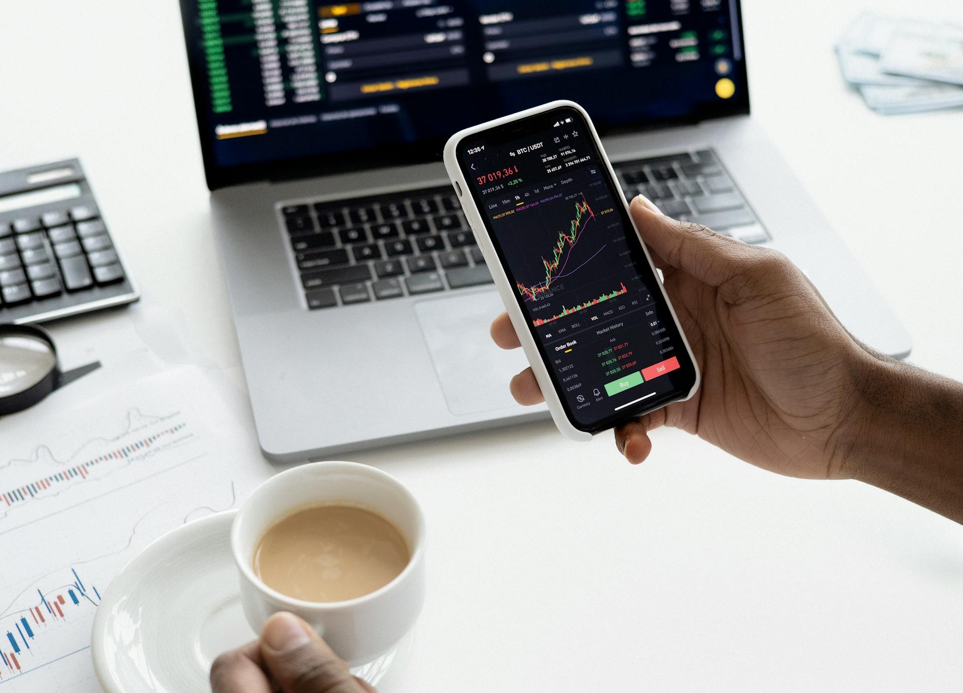 Jim Cramer Says People Are Trying To Figure Out What IonQ (IONQ) "Exactly Is"