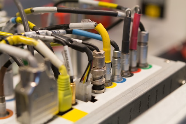 TE Connectivity plc (TEL) Positioned for AI‑Driven Growth Amid Strong Order Book