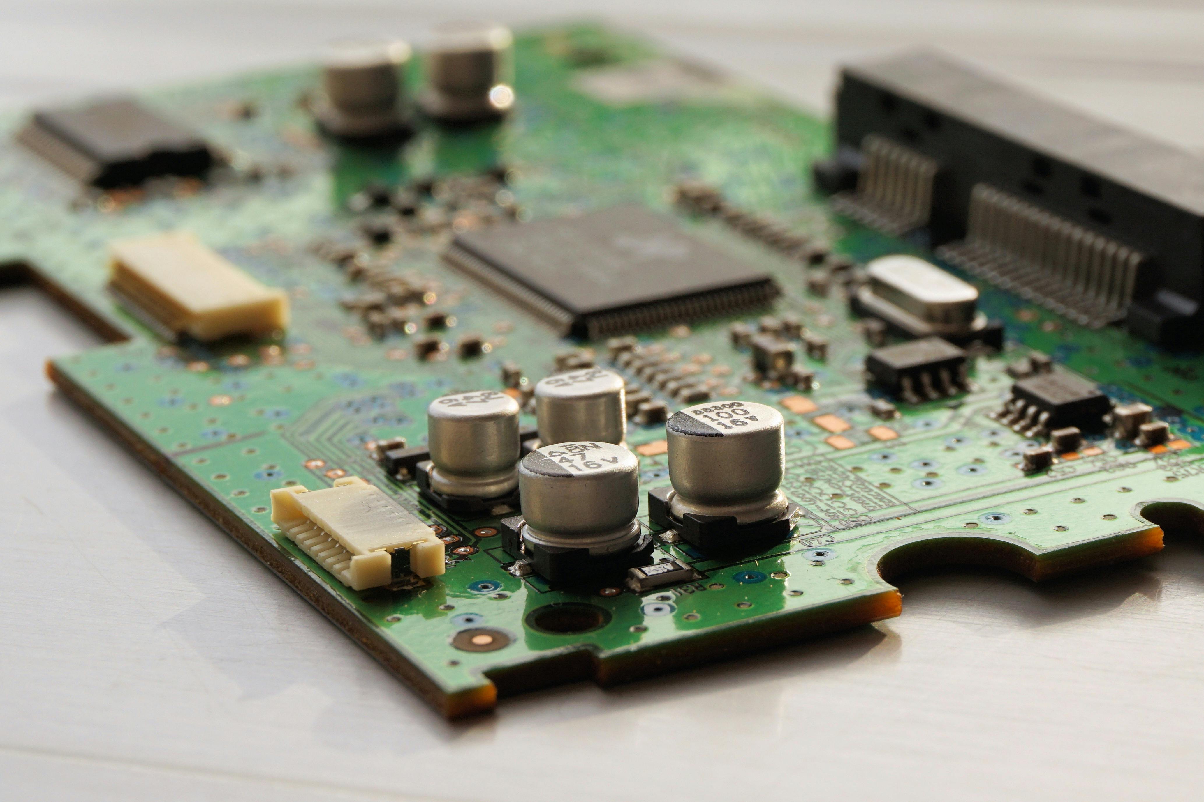 3 News Article Image Applied Materials (AMAT) Continues Its Bull Run as Analyst Sees More Upside